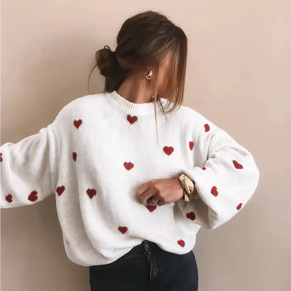 TikTok Shop - Sweater (Red and White)